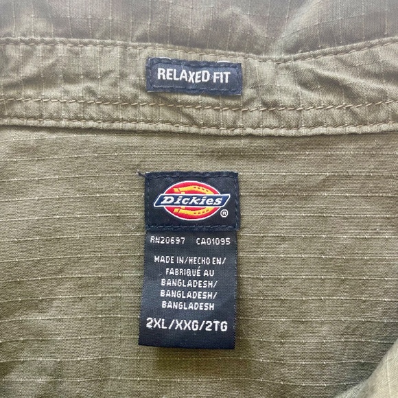 Dickies Relaxed Fit Long Sleeve Button Up Shirt Workwear Olive Green 2XL - Picture 3 of 6